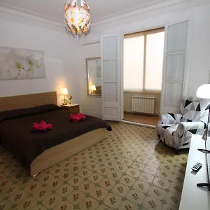 Homestay Gran Via