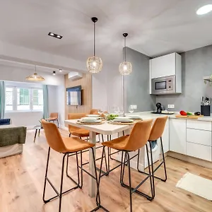 Apartment Picasso 2