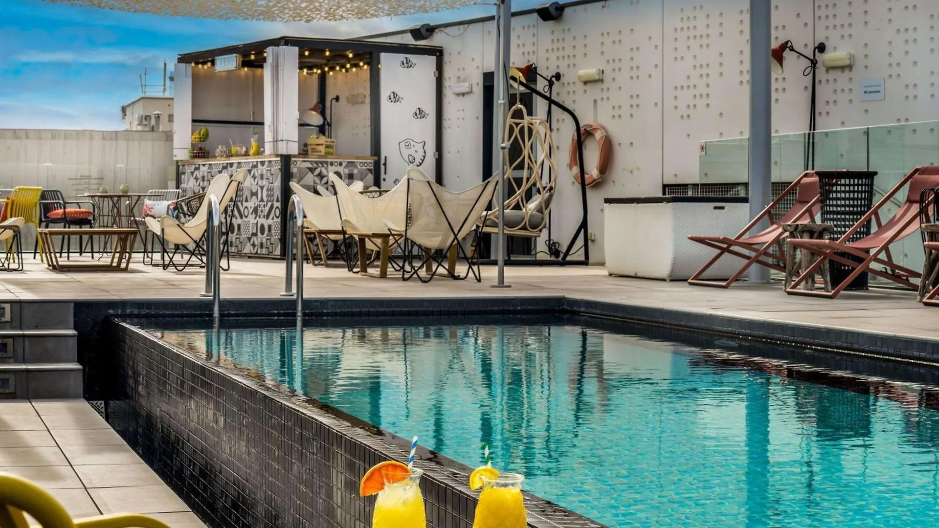 Ibis Styles Barcelona City Bogatell 2*,